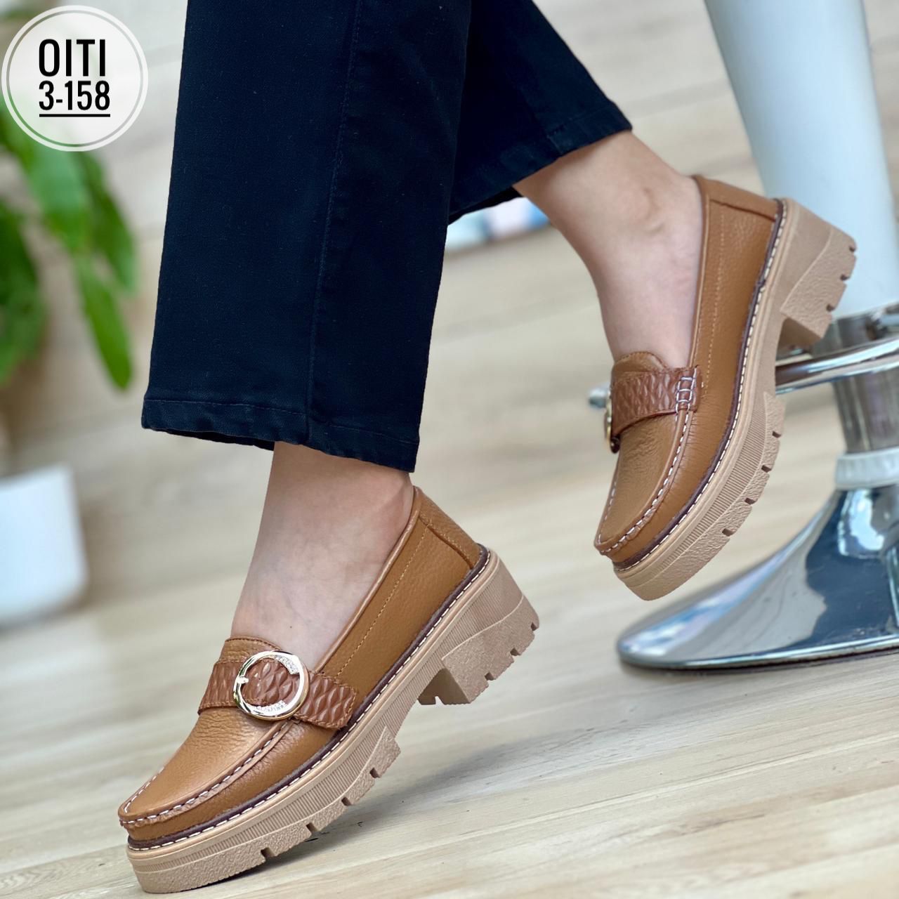 MOCASINES EN 💯%CUERO FOLIAS CON APLIQUES EN CUEROS TRASPASADOS METALIZADOS